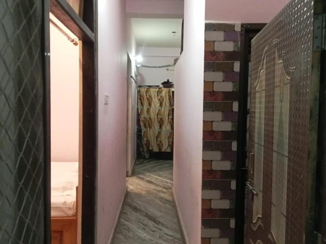 Hotel Vaibhav Sadan Dharmsala Ayodhya Esterno foto